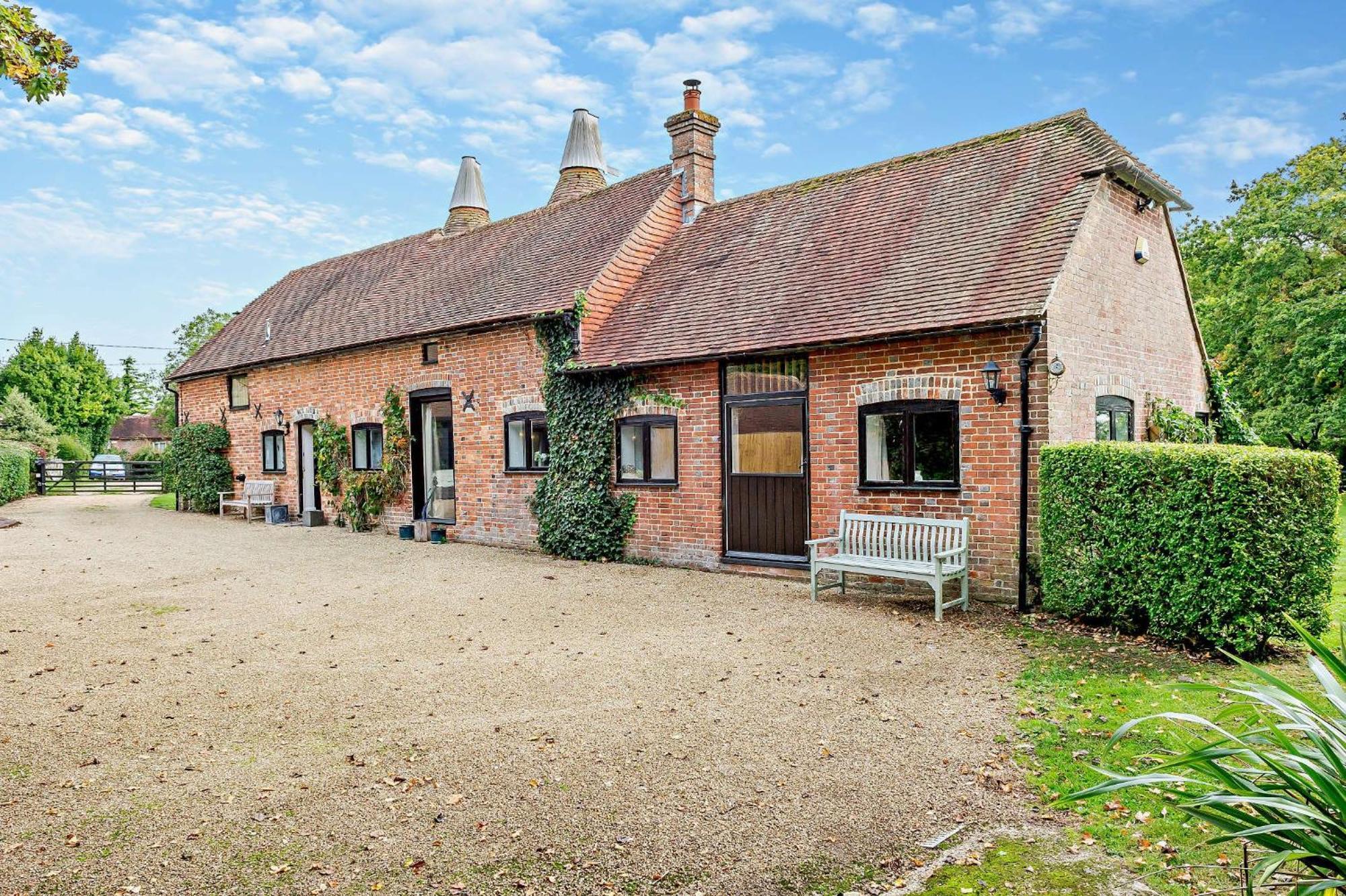 Court Lodge Oast 希思菲尔德 外观 照片
