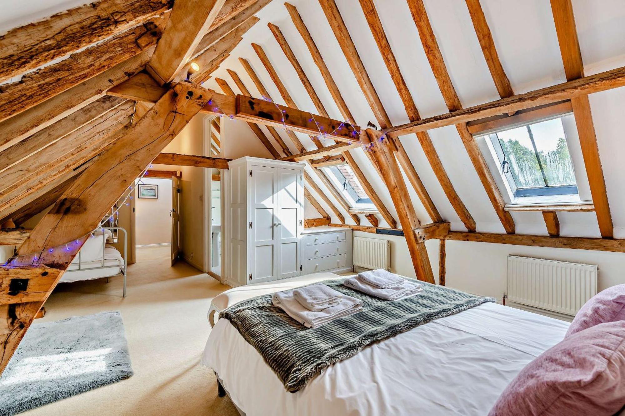 Court Lodge Oast 希思菲尔德 外观 照片